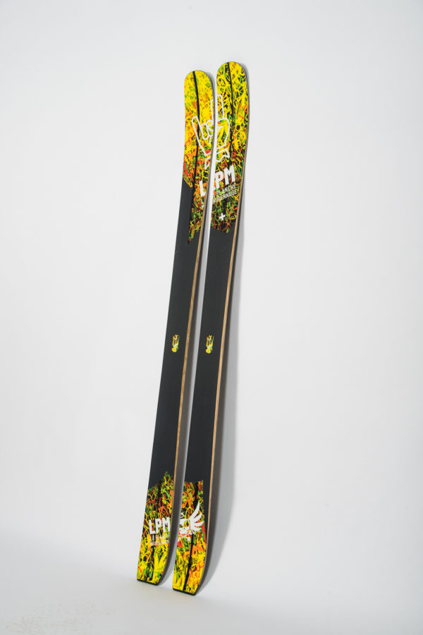 carbone construction fabrication française made in france artisanat haut de gamme personnalisation artisan freerando freerideskis skis ski